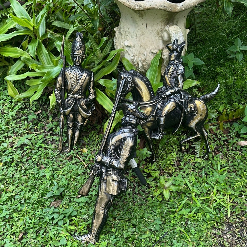 Japanese Weekend Black and Gold Soldier Sculptures